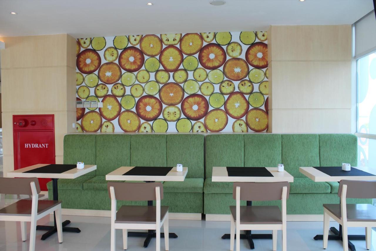 Zest Parang Raja Solo By Swiss-Belhotel International Bonorejo Exterior foto